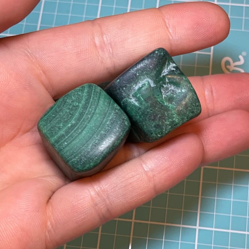 Malachite Tumbles - Picture 5 of 5